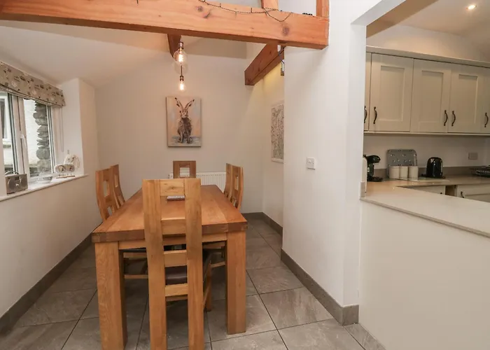 Riverside Semesterbostad